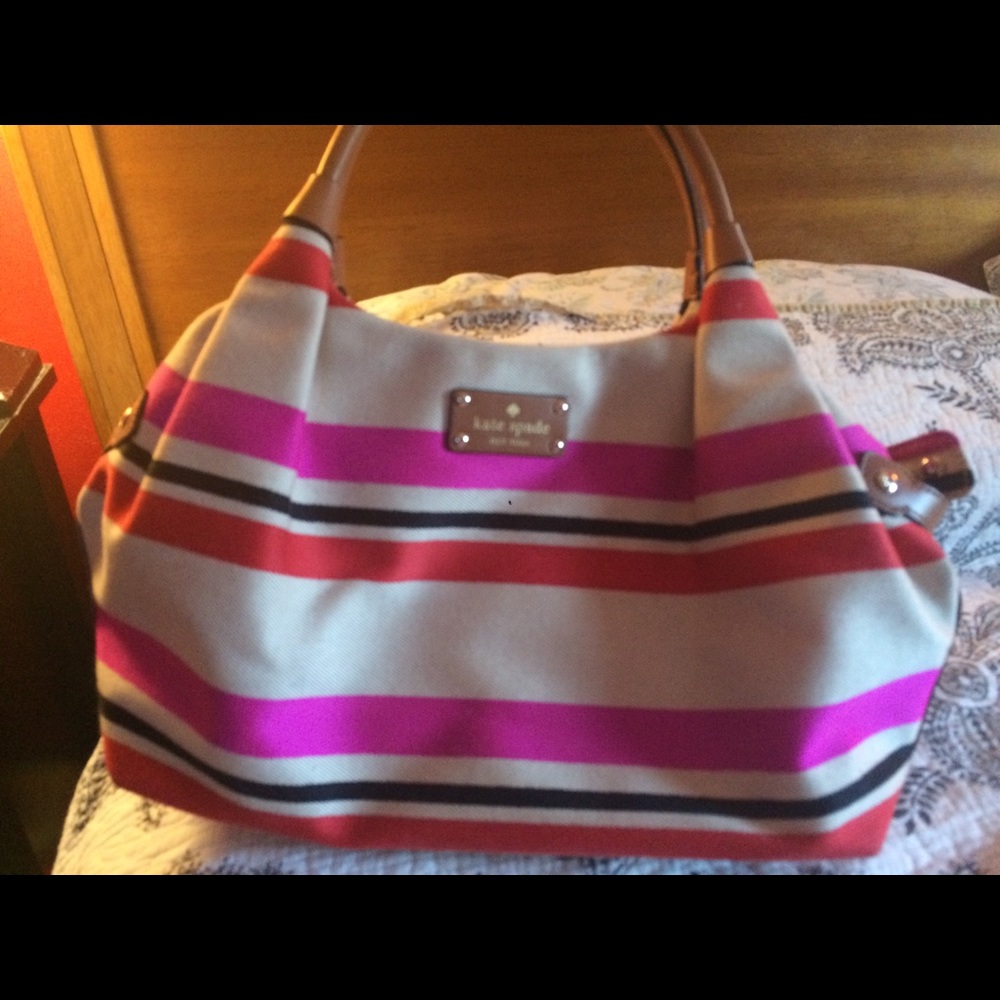 Kate spade pocketbook